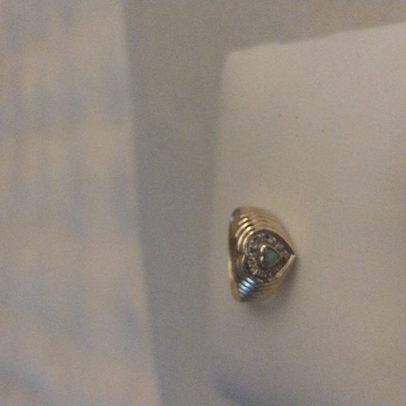 SOLID 14KT GOLD Diamond Emerald Ring Signet Style Ring - Picture 8 of 8